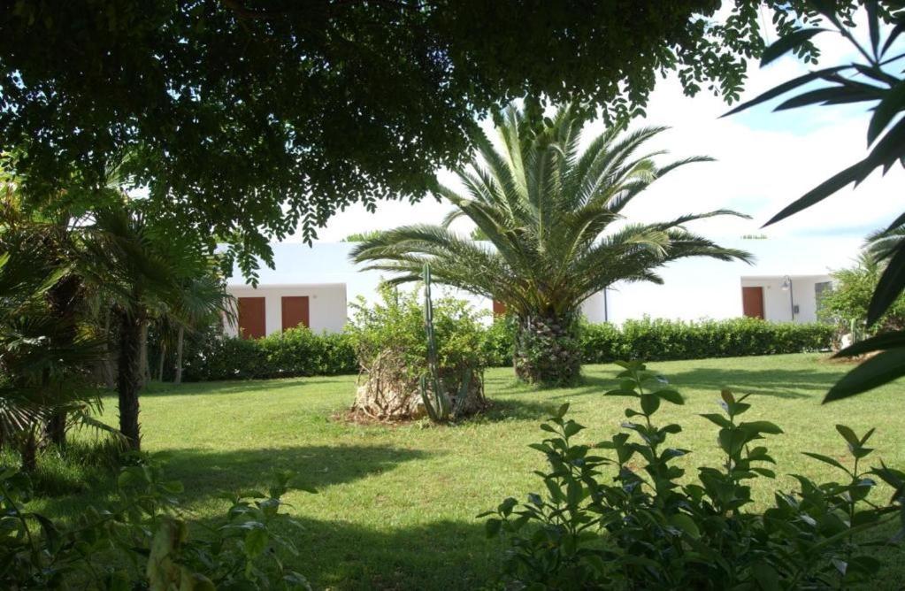 Tenuta Don Monaco - Agriturismo Санта Чезареа Терме Екстериор снимка