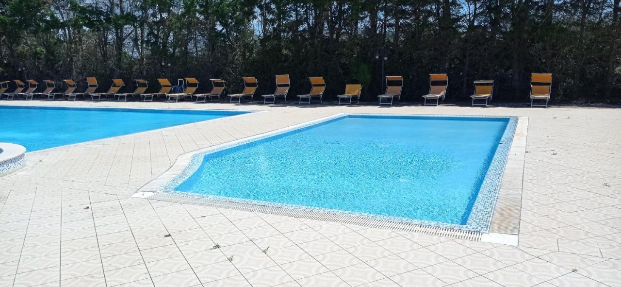 Tenuta Don Monaco - Agriturismo Санта Чезареа Терме Екстериор снимка